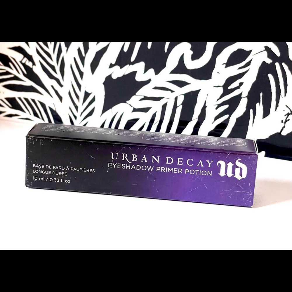 Brand new never opened Urban Decay Eyeshadow Primer Potion- Eden